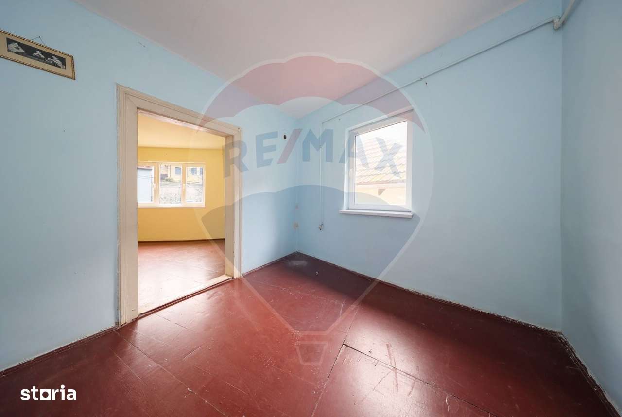 Corp de casă cu 2 studiouri independente, ideal pentru regim hotelier-4