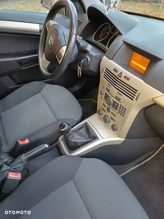 Opel Astra III 1.6 Sport - 9