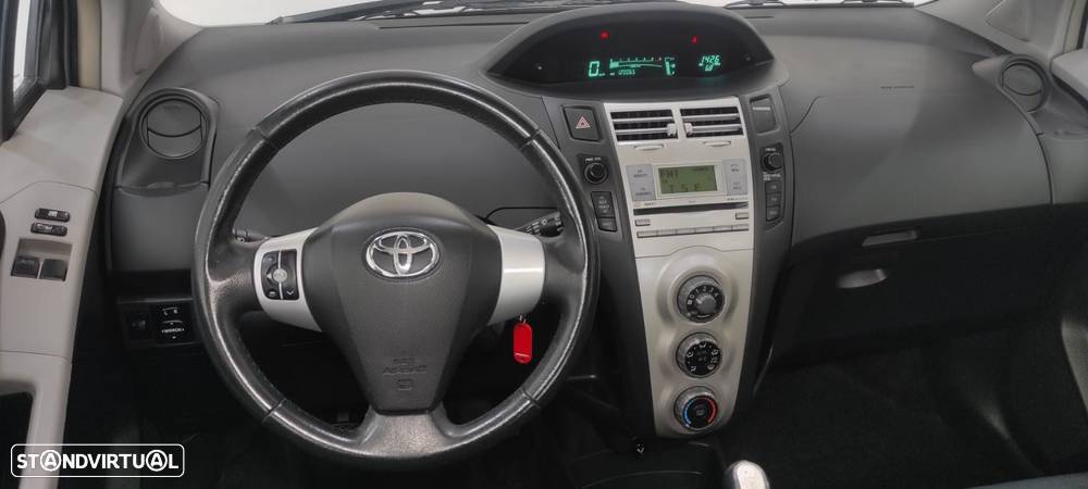 Toyota Yaris 1.4 D-4D - 9