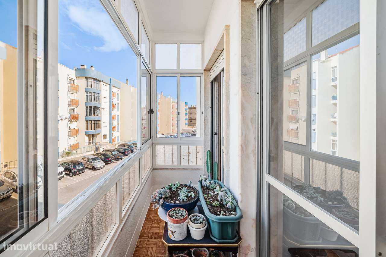 Apartamento T2 localizado nas Mercês-20
