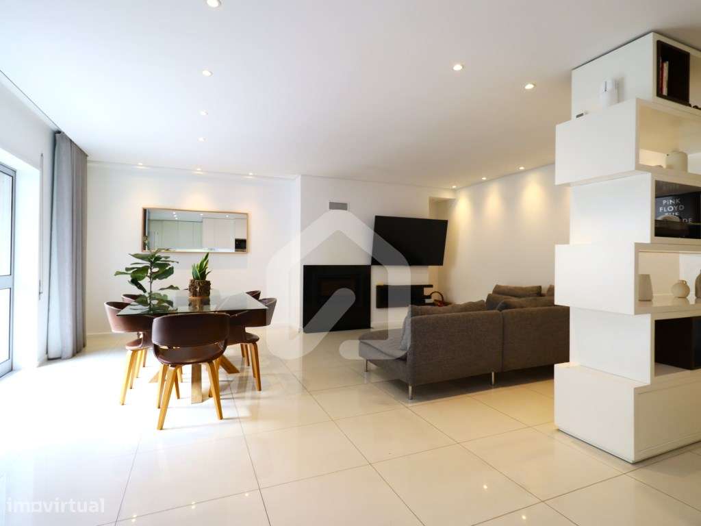 Apartamento T3 Remodelado, junto ao centro da cidade - Grande imagem: 2/23