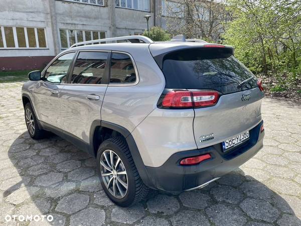 Jeep Cherokee 2.0 MJD Active Drive II Limited - 4