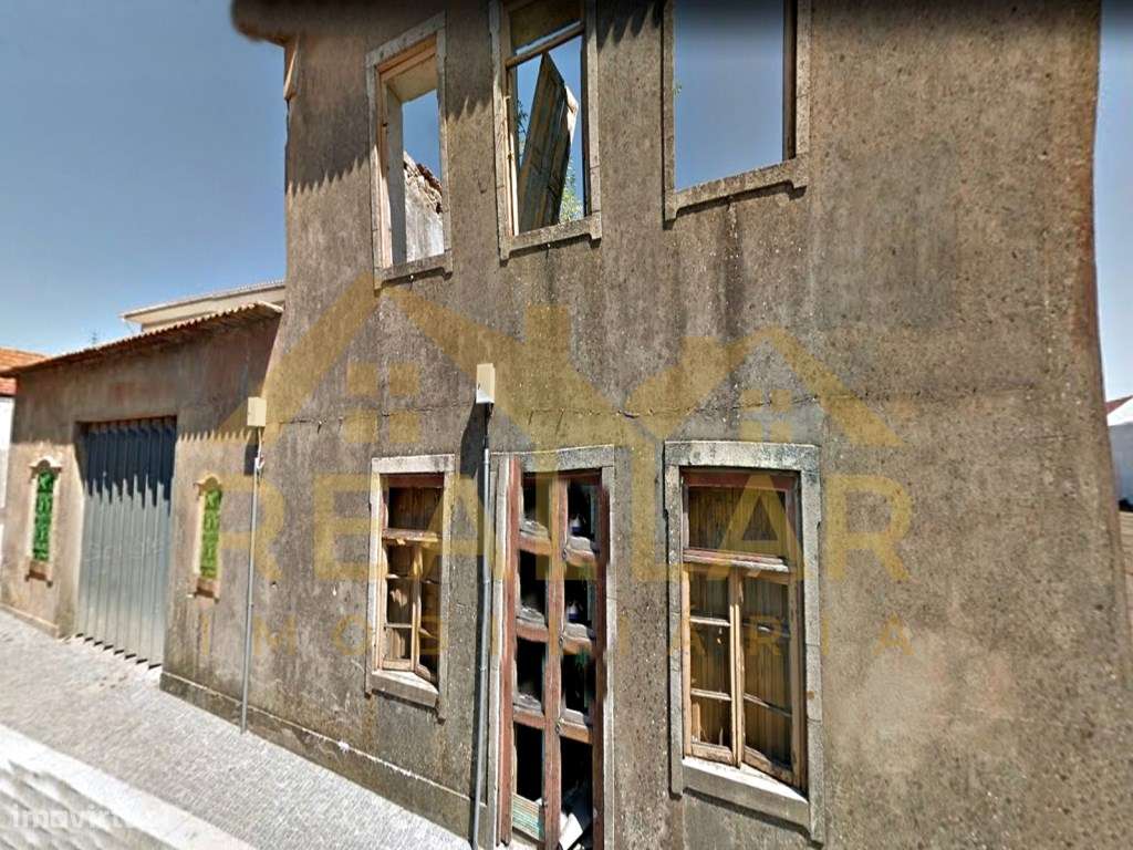 Propriedade para restauro em Aver-o-Mar - Póvoa de Varzim - Grande imagem: 4/9