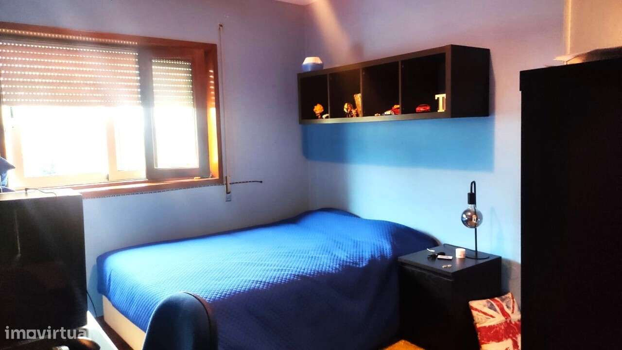 Moradia em banda V4 em S.João da Madeira-18