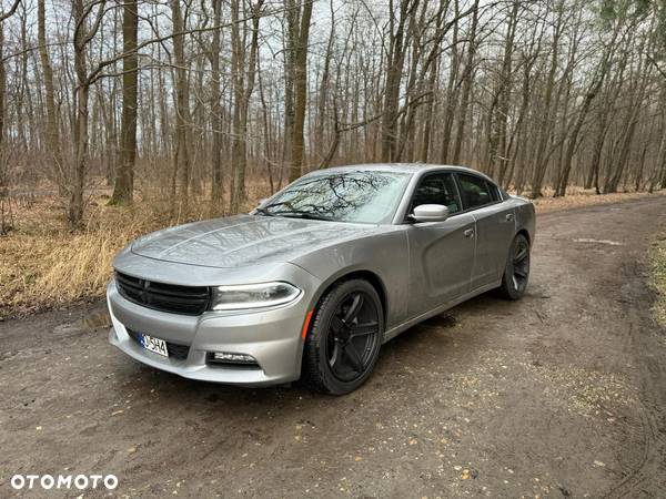 Dodge Charger 5.7 R/T - 8