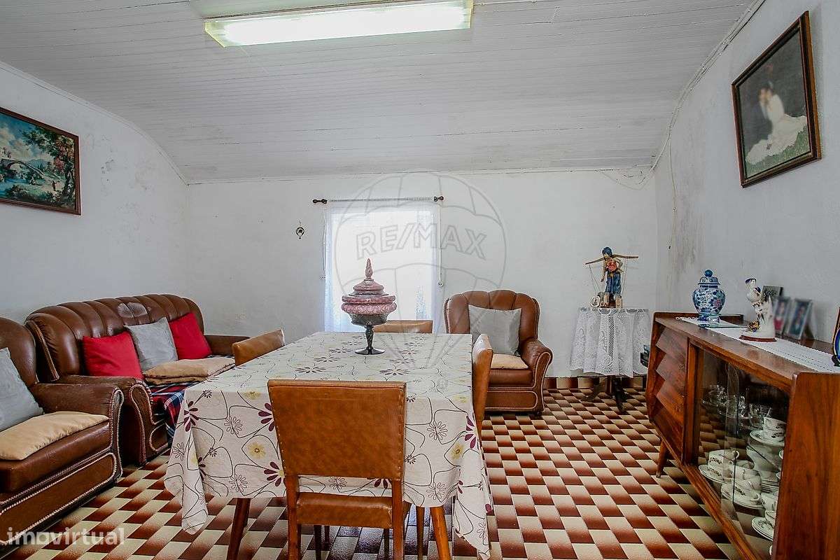 Moradia T2 para venda-16