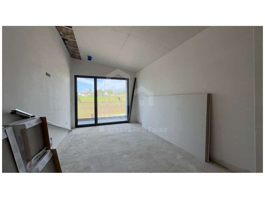Vende Moradia T4 - Ericeira 2Km, A Casa das Casas-11