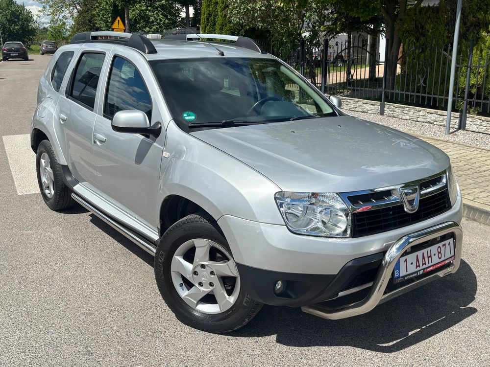 Dacia Duster I 1.6 16V 4x2 Essentiel 2012