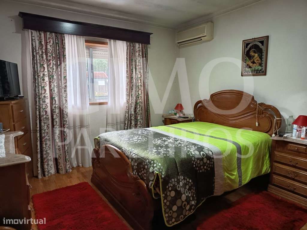 Moradia T3+Loja+Armazém-7