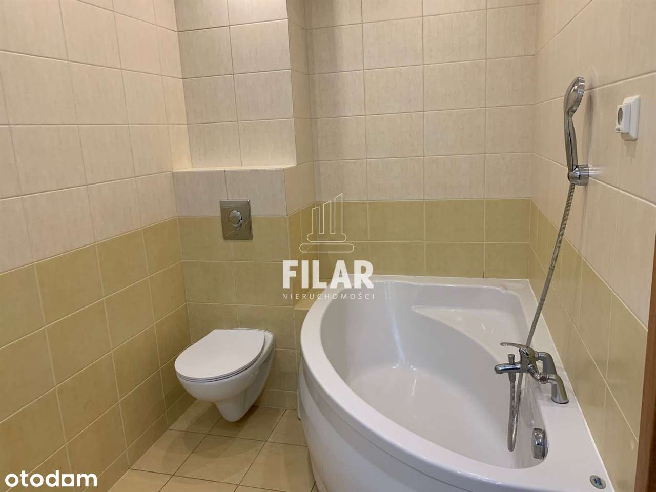 Os. Dolina Cisów, cisza i spokój, balkon, hala-14