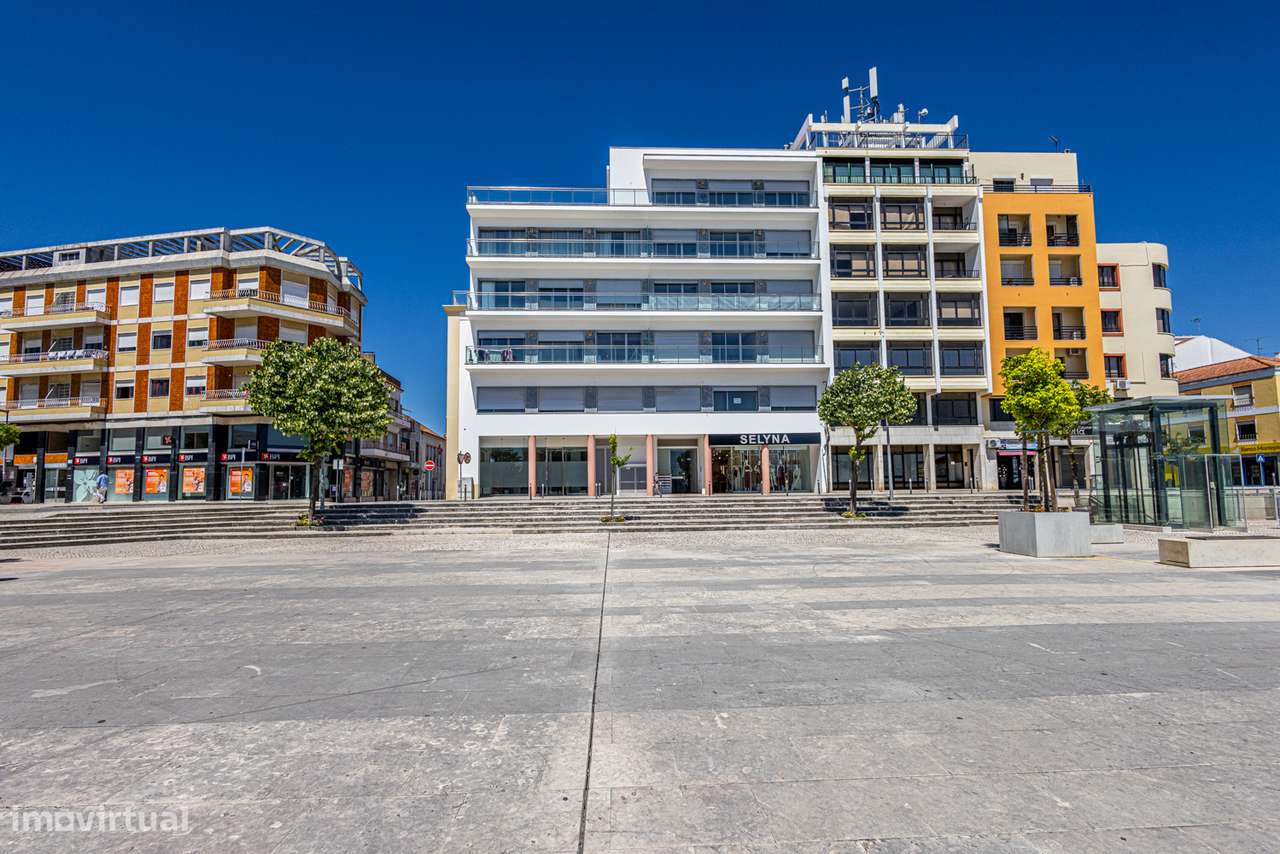 Apartamento T3 de Excelência no Centro do Cartaxo-4