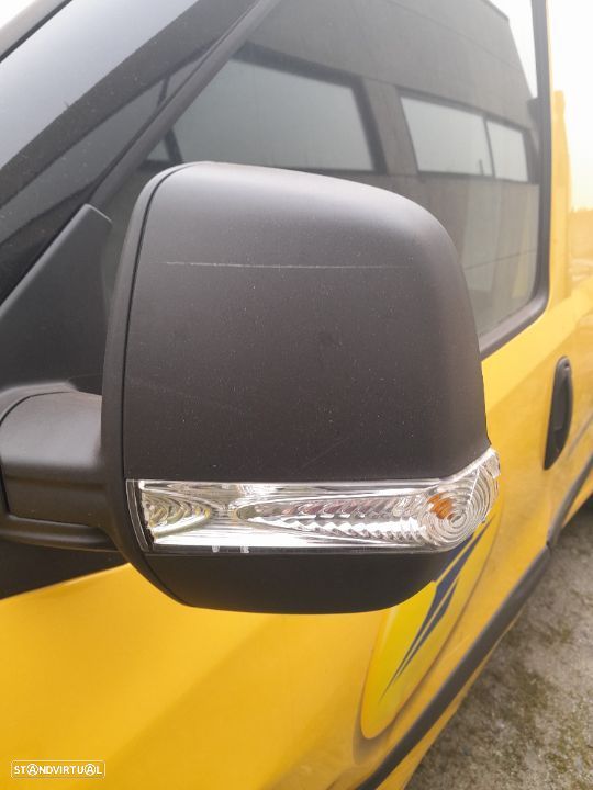 Peça - Espelho Retrovisor Esquerdo Fiat Doblo 2016