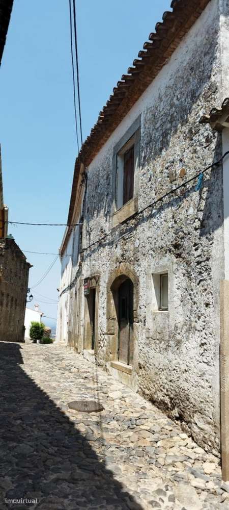 Moradia no Burgo Medieval - Grande imagem: 2/19