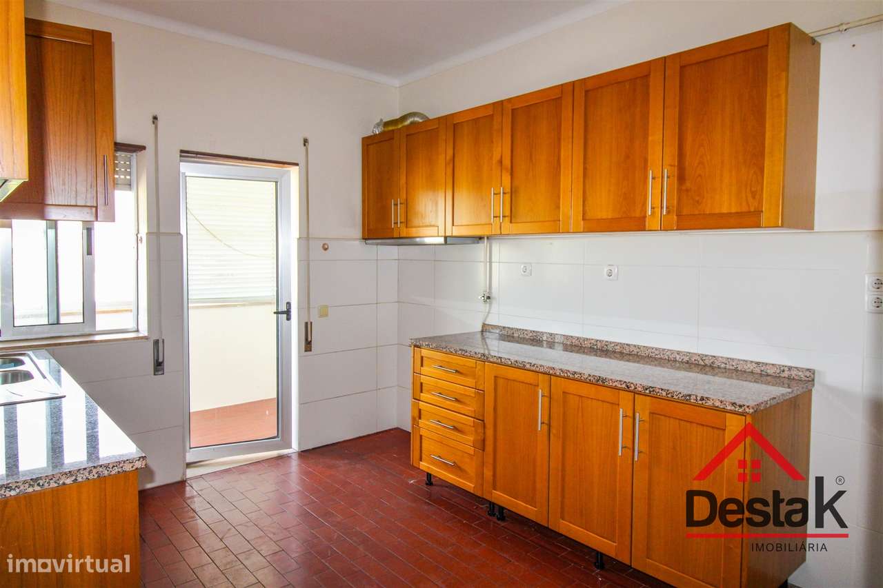 Apartamento T3  junto ao Fórum Viseu-5