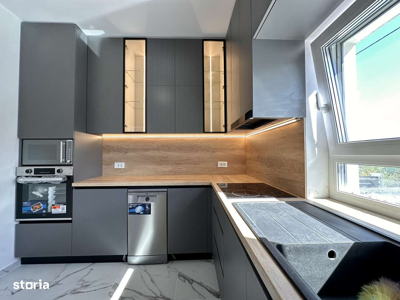 Finalizata! Casa 3 camere D 2 bai 86mp zona Bucium Visan-0