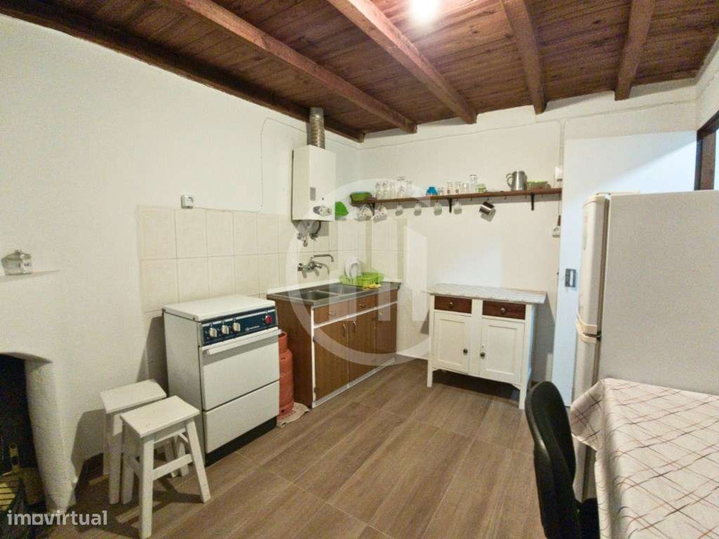 Moradia Remodelada T1 + 2 | Freixial - Fundão-5