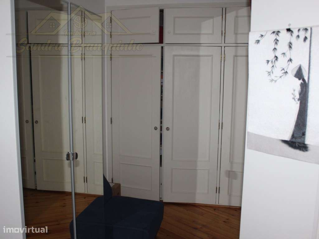 Apartamento T2 com garagem a 10min da praia-24