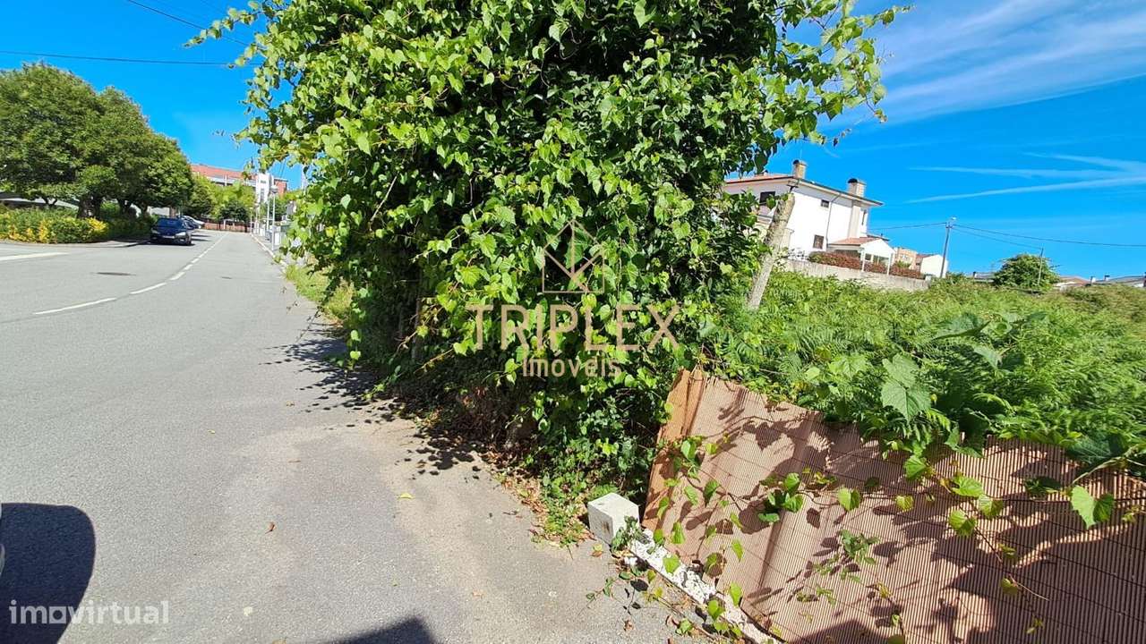 Terreno ao centro de Gueifães - Moradia 4 frentes-9