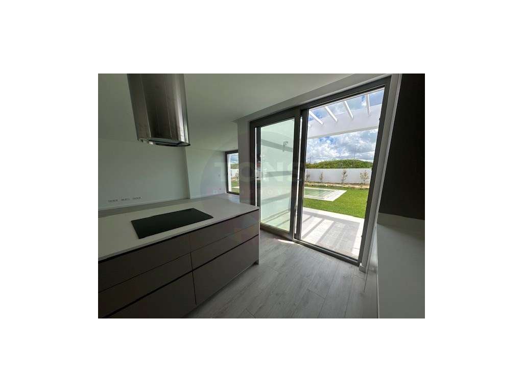 **Moradia de Luxo com Vista Deslumbrante para o Palácio da Pena**-16