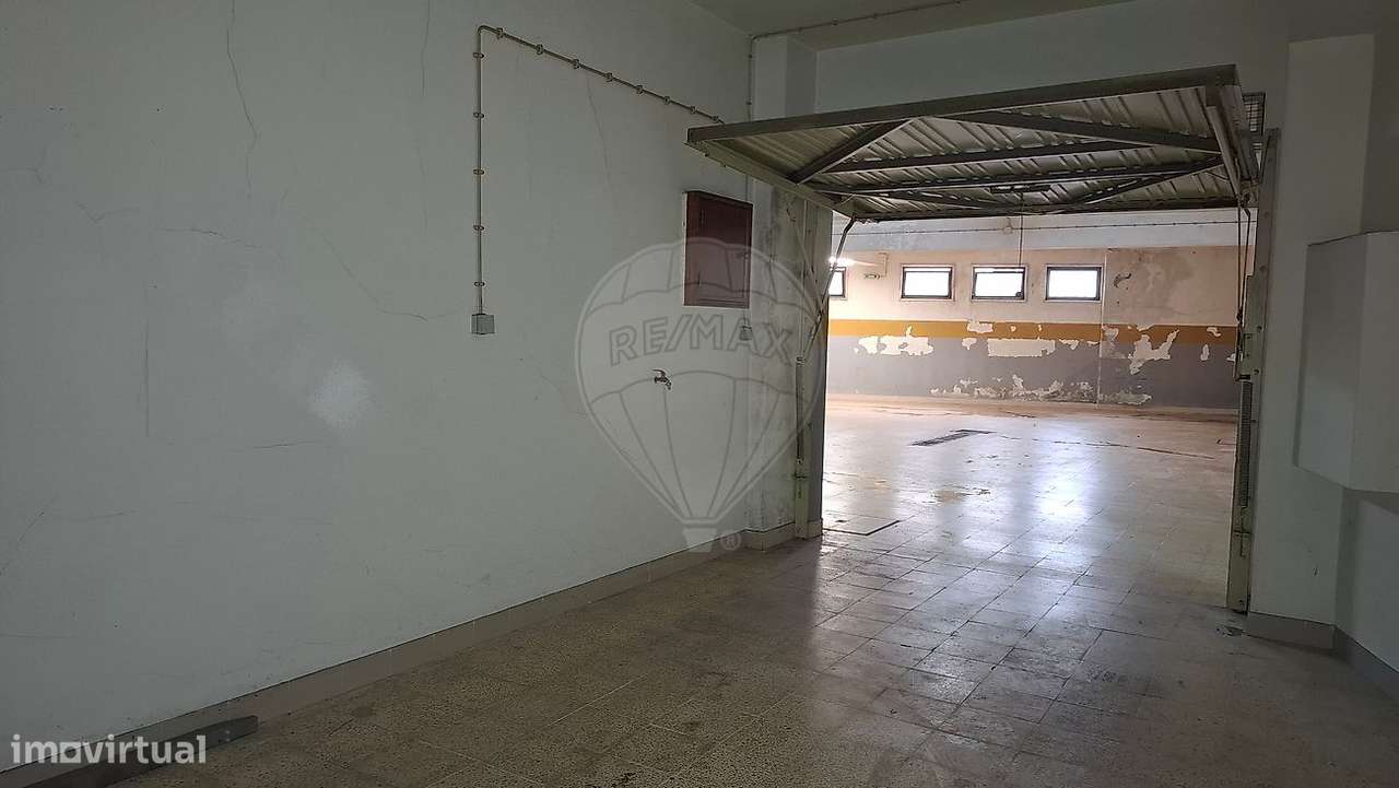 Garagem  para arrendamento - Grande imagem: 4/6