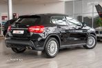 Mercedes-Benz GLA 200 - 4