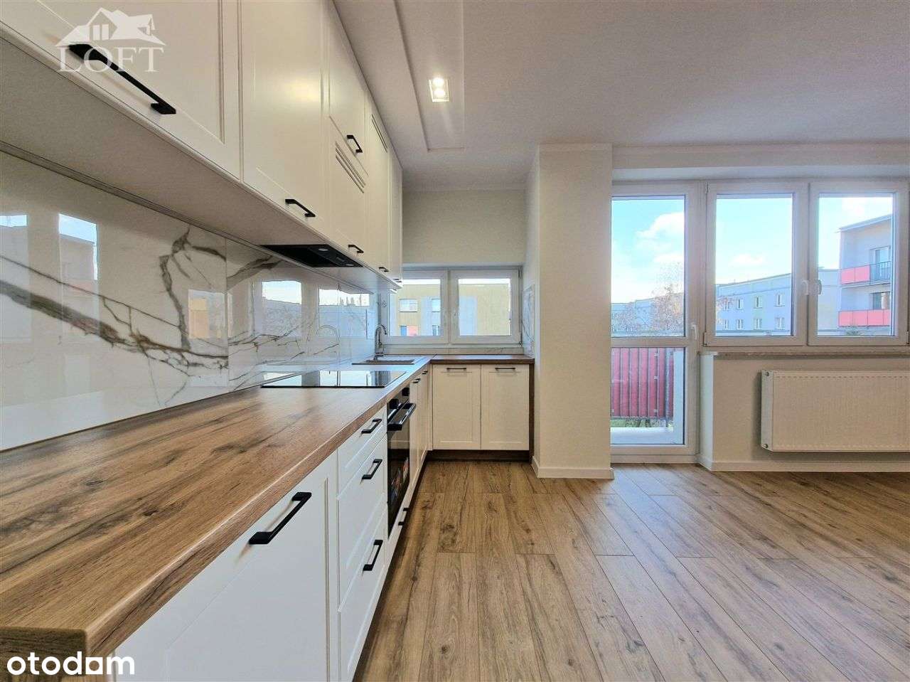 Po kapitalnym remoncie z zabudową kuchenną-0