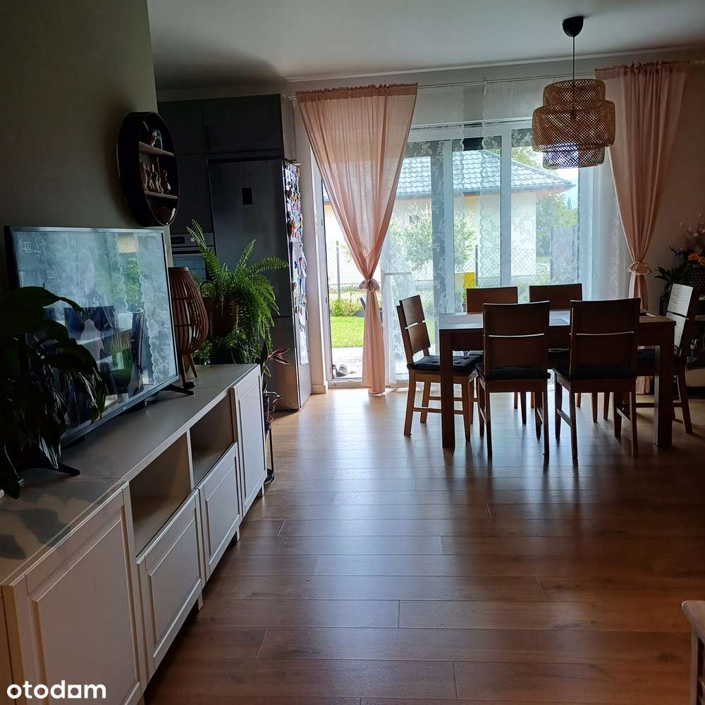 Przestronne mieszkanie z ogrodem i tarasem - Pełny obrazek: 3/10