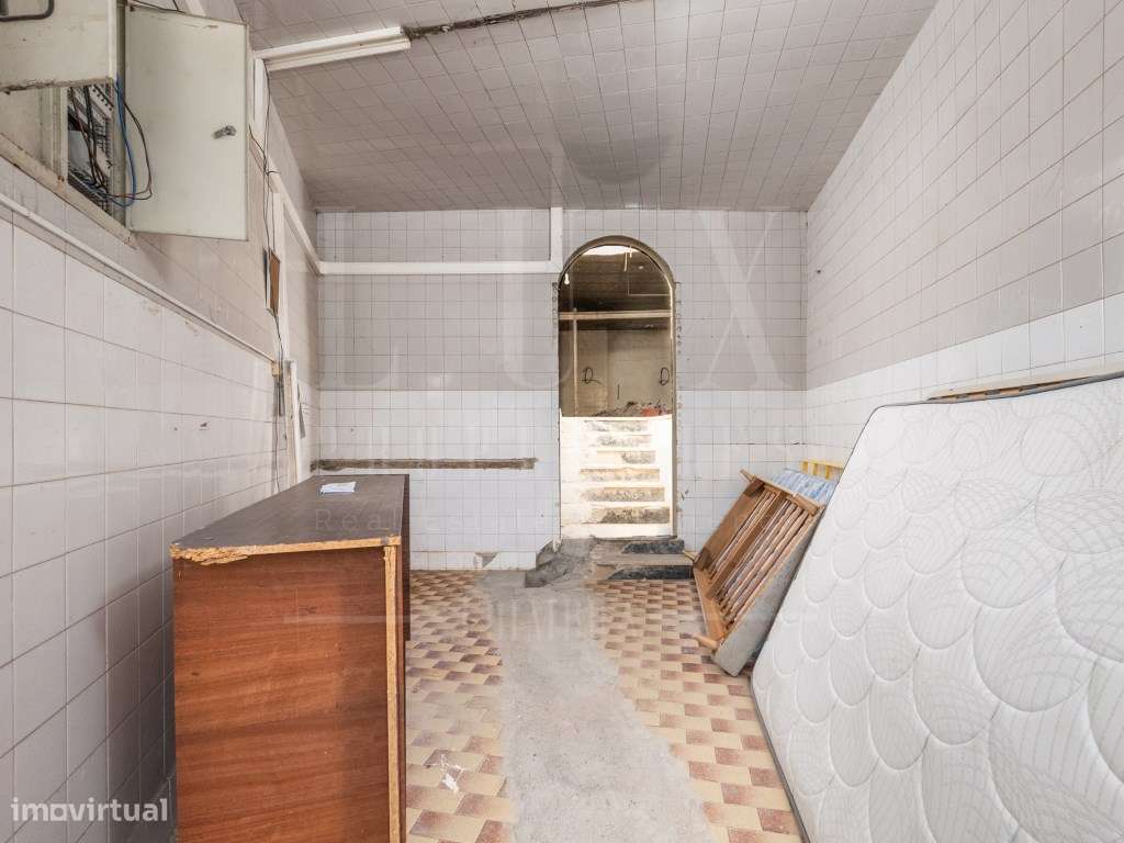 Prédio | Travessa da Mesura, Santa Clara-12