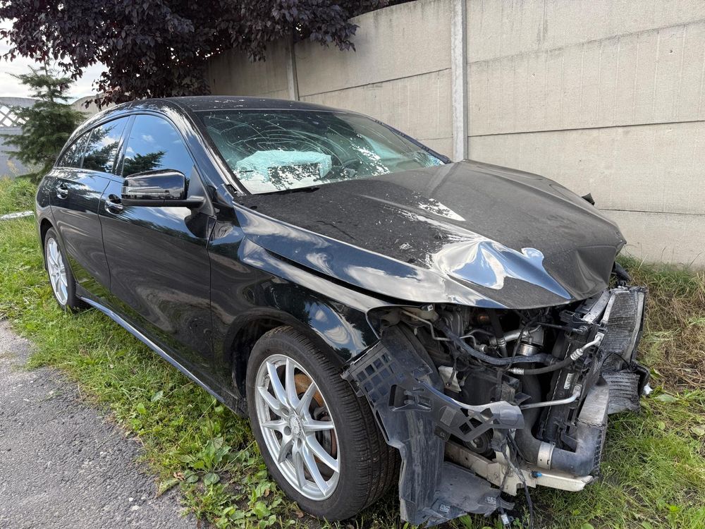 Mercedes-Benz CLA I (2013-2019) 200 7G-DCT SCORE 2017