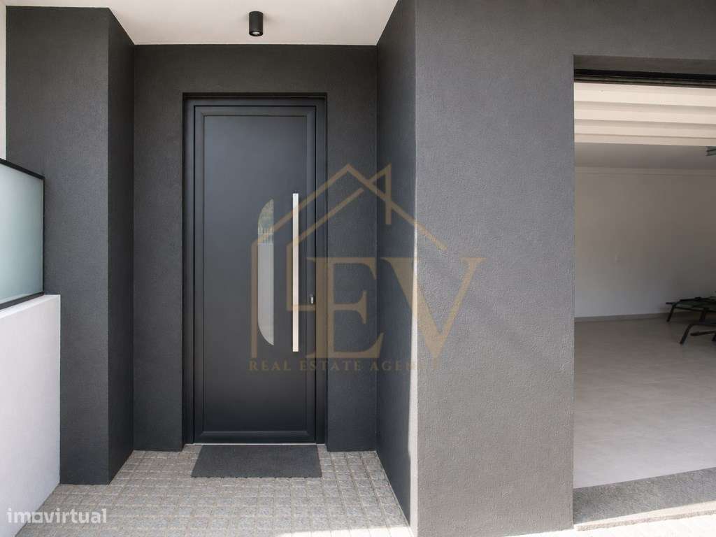 Moradia T4 Nova com Piscina | Guimarães-15