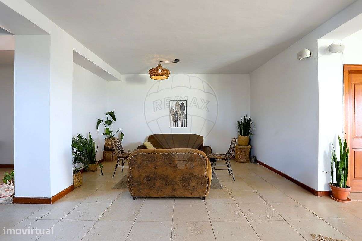 Moradia T8 para venda - Grande imagem: 2/50