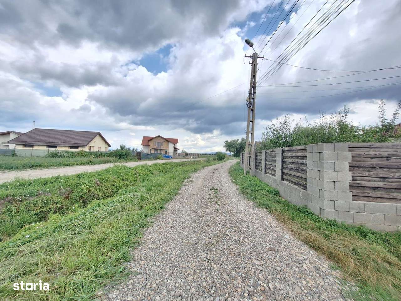 Casa individuala + teren generos 1120m,  asfalt, utilitati, Prejmer-13