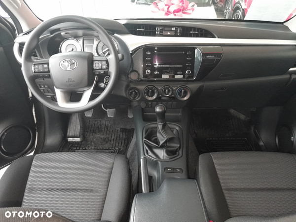 Toyota Hilux 2.4 D-4D Double Cab DLX 4x4 - 3