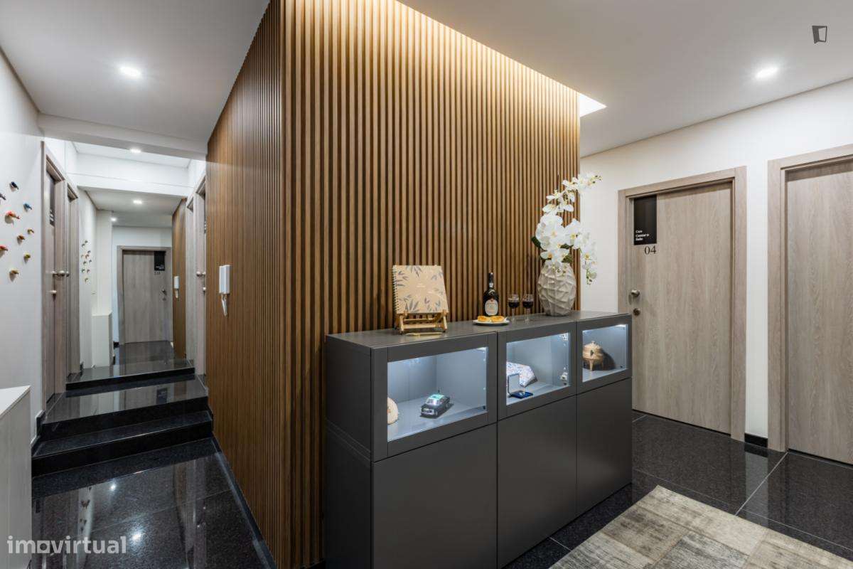 Estúdio - localizado em Ramalde Porto - Grande imagem: 5/10