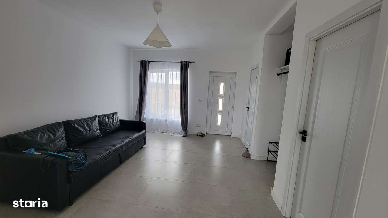 Inchiriez casa noua, in Vladimirescu! - Imagine principală: 4/12