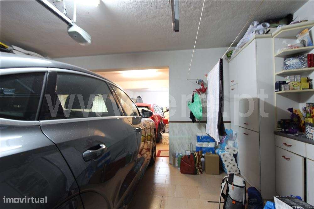 Moradia Geminada T3, Venda-38