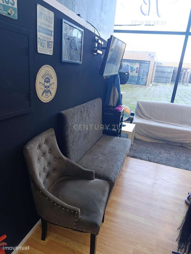 Trespasse de barbearia , Constituição Porto-7