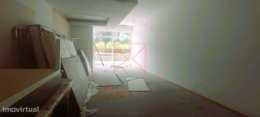 Loja - Maia Centro-12