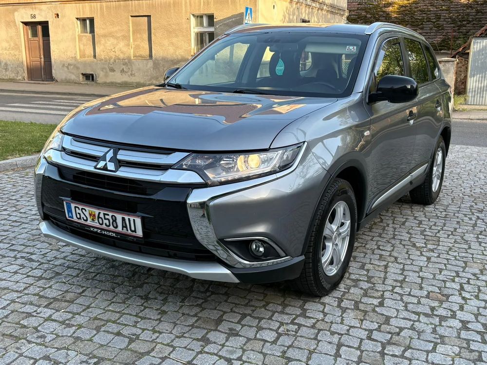 Mitsubishi Outlander III 2.0 2WD Edition 2017