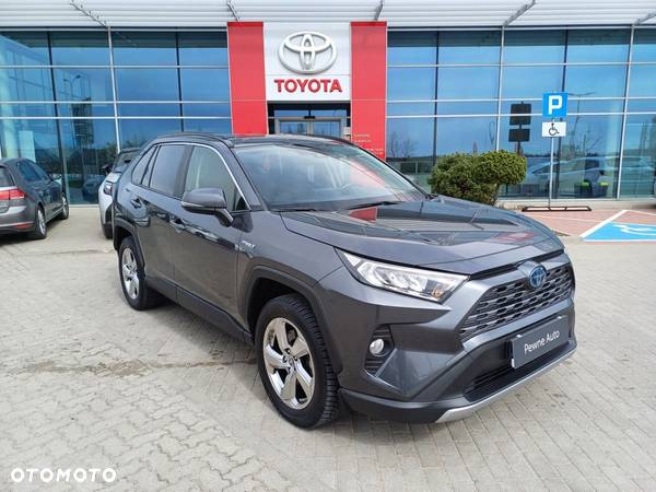 Toyota RAV4 - 1