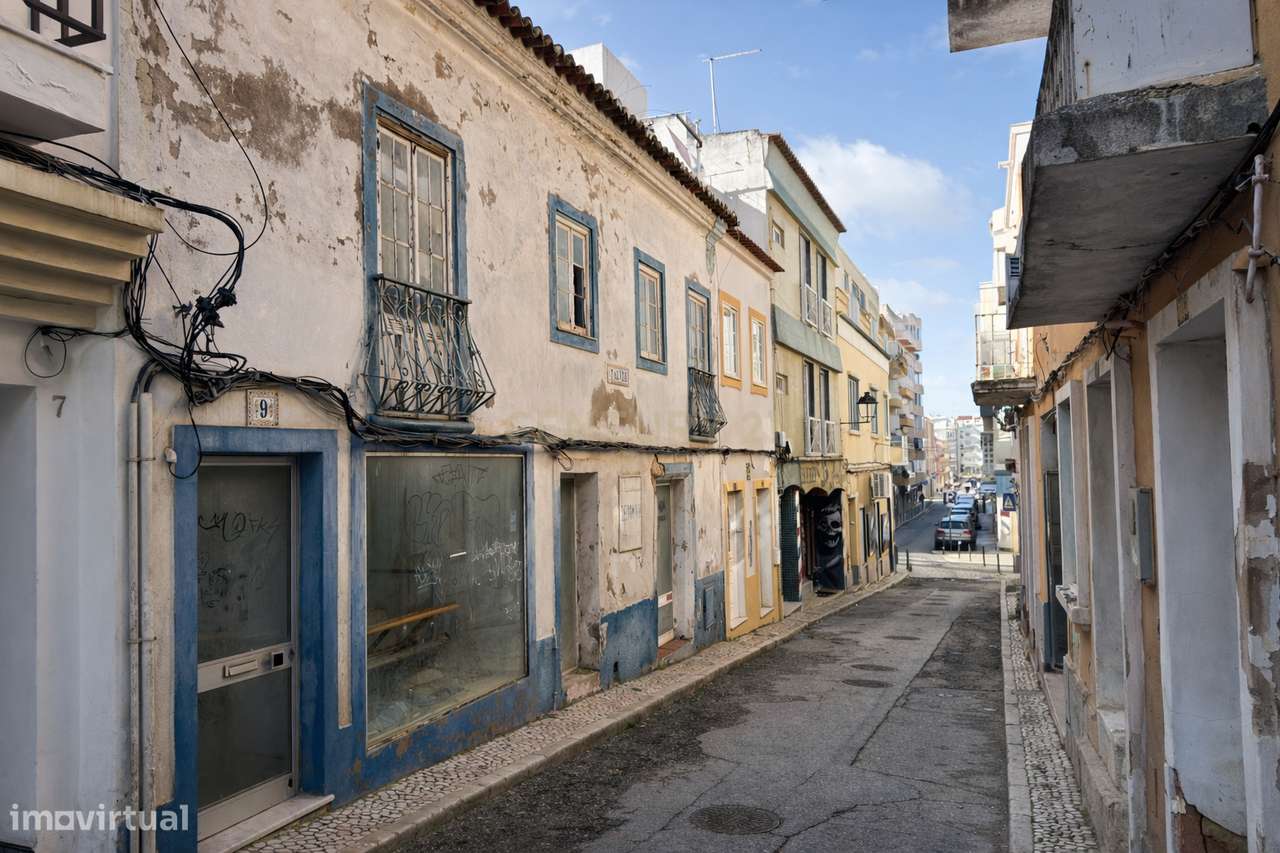 Imóvel com construção existente e projeto aprovado para nova moradia n - Grande imagem: 5/39