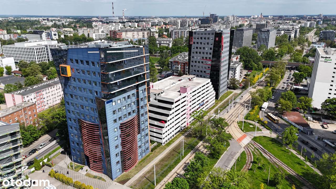 Teren Pod FOODTRUCK Kompleks Millenium Towers  ul. Strzegomska - Pełny obrazek: 4/7