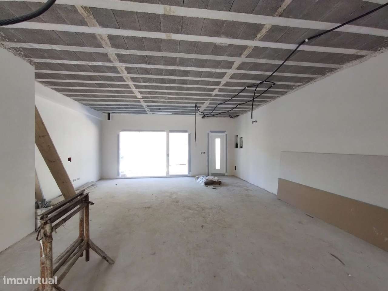 Moradia T3 / Nova / Terreno / Churrasqueira / Ar condicionado / Santa - Grande imagem: 4/13