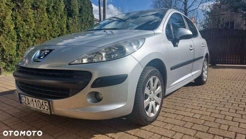 Peugeot 207 1.4 16V Trendy - 2