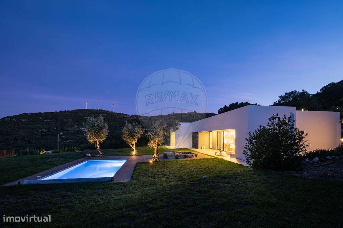 Moradia T5 para venda - Grande imagem: 2/50