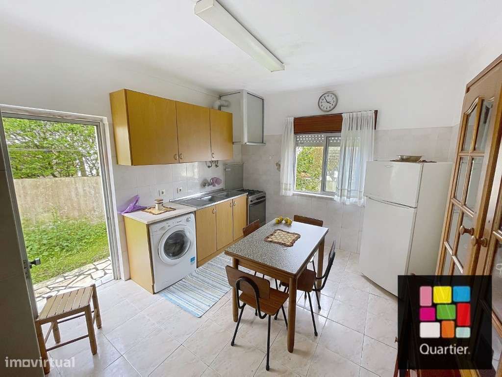 Moradia com 6 divisões-12