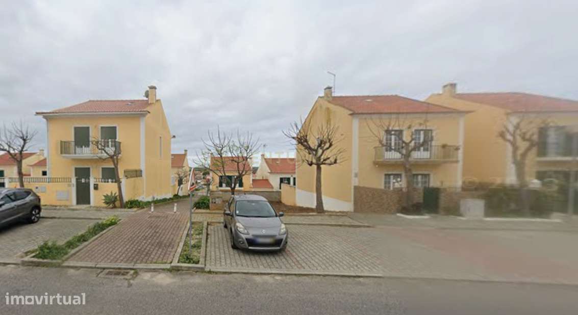 Terreno de gaveto para moradia – São Pedro da Cadeira (Escravilheira) - Grande imagem: 2/4