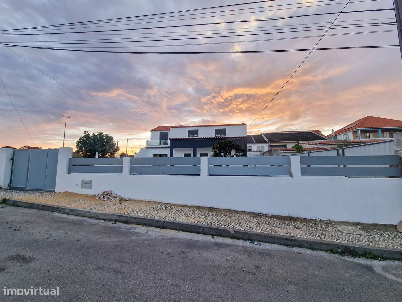 Moradia T3 nova com jardim em Sesimbra-20