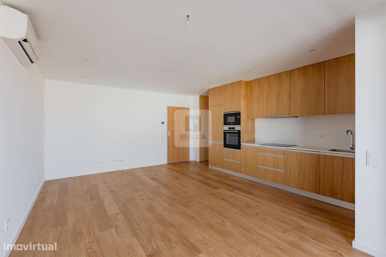 T2 Matosinhos Sul | T2 Varanda e Garagem | T2 perto Praia Porto-2