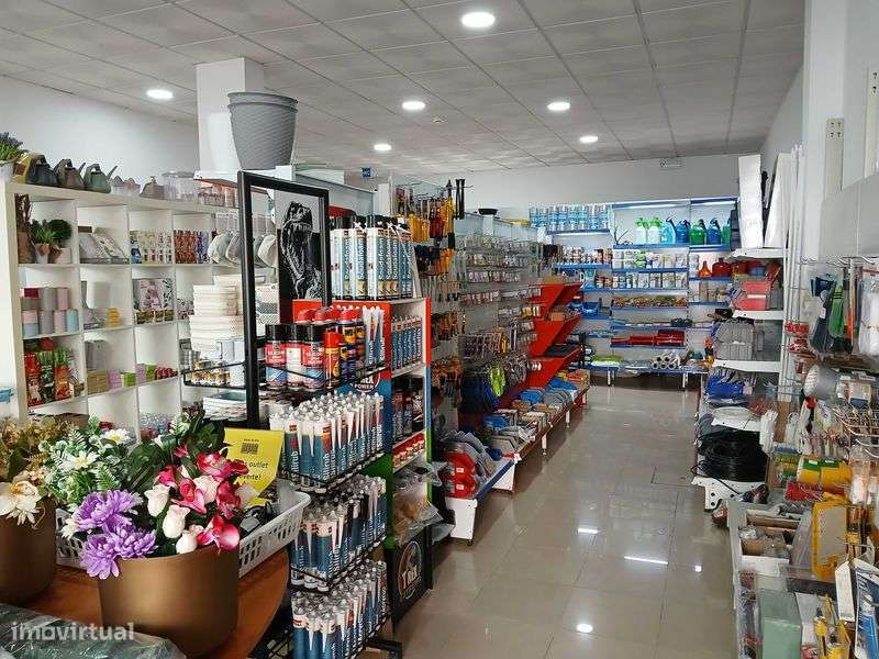Recheio de loja ou trespasse - Grande imagem: 4/10